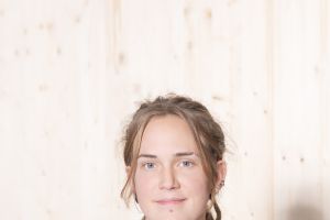 Zoe Xena Esterl ist Lehrling des Monats April