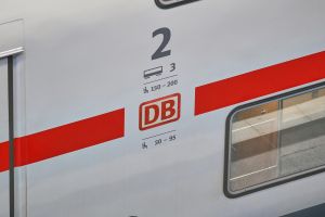 Zug bei der Deutschen Bahn (Archiv)