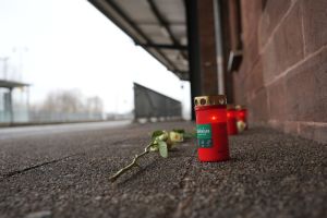 Zugbegleiter stirbt nach Angriff bei Ticketkontrolle