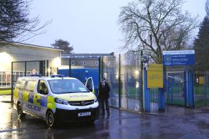 Zwei Teenager an Londoner Schule niedergestochen