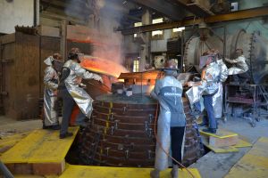 Zweitgrößte Glocke Deutschlands für den Magdeburger Dom gegossen