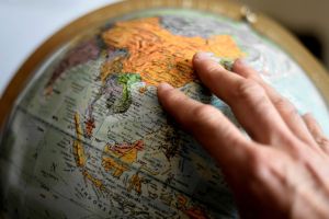 Zwischen Washington, Peking und Moskau: Europas Suche nach einer Strategie in der multipolaren Welt