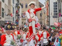 Unnützes Wissen V.jpg Unnützes Wissen V.jpg